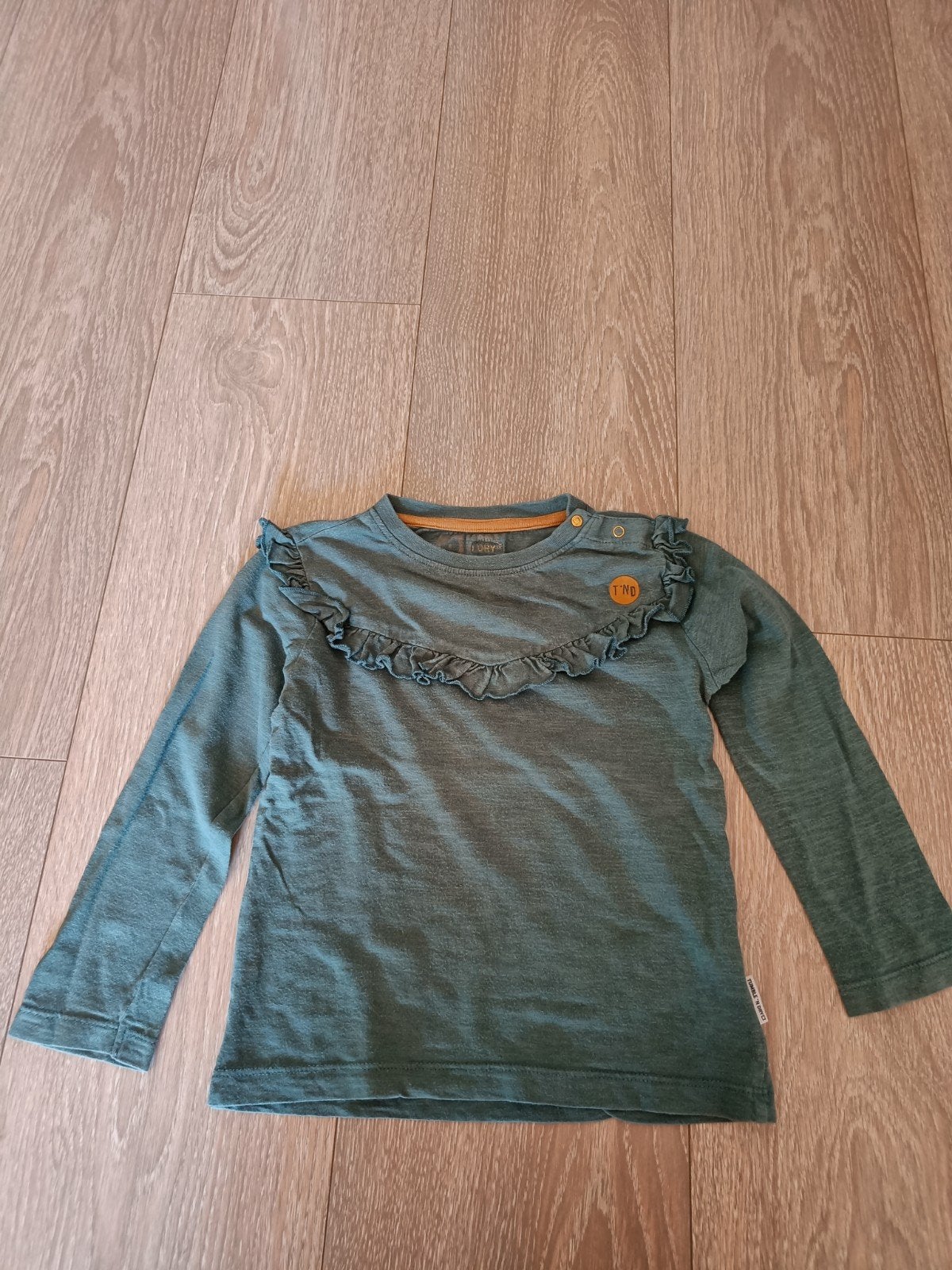 Groen t-shirt met lange mouwen maat 98 van Tumble 'n Dry, Tumble 'n Dry, Meisje, Ophalen of Verzenden, Zo goed als nieuw