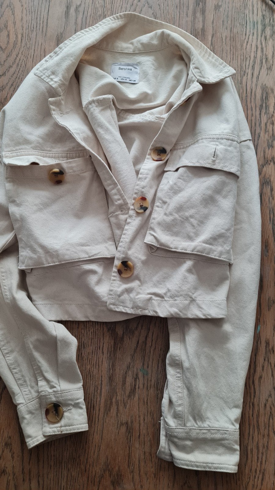 Bershka cropped jasje maat S, Kleding | Dames, Jassen | Zomer, Beige, Zo goed als nieuw, Maat 36 (S), Bershka
