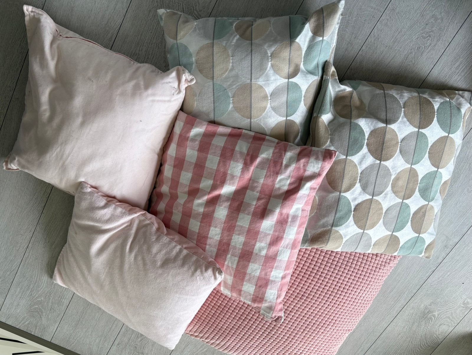 Ikea kussens 5 stuks, Ophalen of Verzenden, Roze, Vierkant