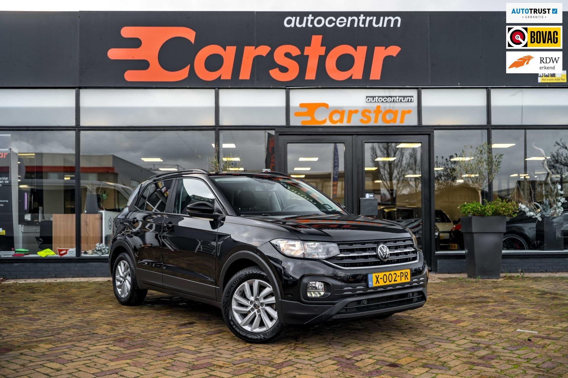 Volkswagen T-Cross 1.0 TSI Life|CARPLAY|PDC|CRUISE, Voorwielaandrijving, T-Cross, Gebruikt, Euro 6