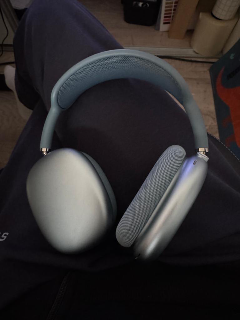 Apple AirPods Max - Sky Blue - Zo goed als nieuw, Ophalen of Verzenden, Zo goed als nieuw, Overige merken, Draadloos