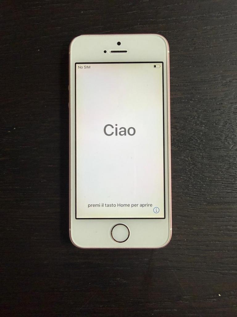 iPhone SE 16GB Roségoud inclusief kabel, Telecommunicatie, Mobiele telefoons | Apple iPhone, Ophalen, Gebruikt, 16 GB, IPhone SE (2016)