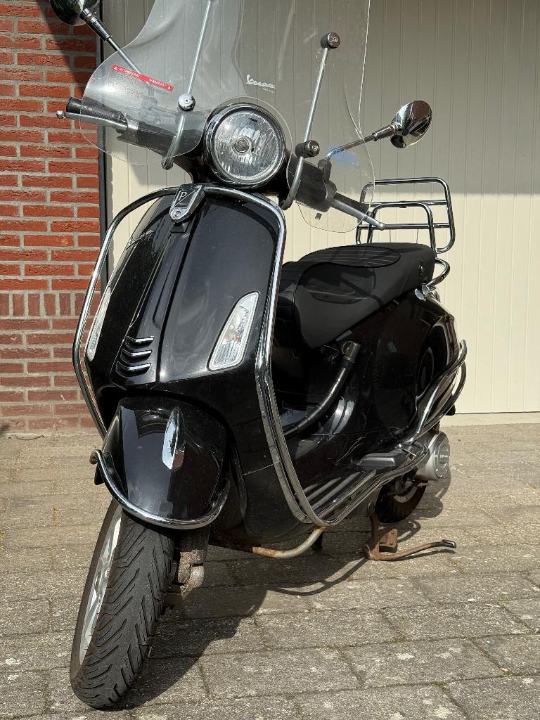 Vespa Primavera, Fietsen en Brommers, Scooters | Vespa, Ophalen, Gebruikt, Overige modellen, Benzine