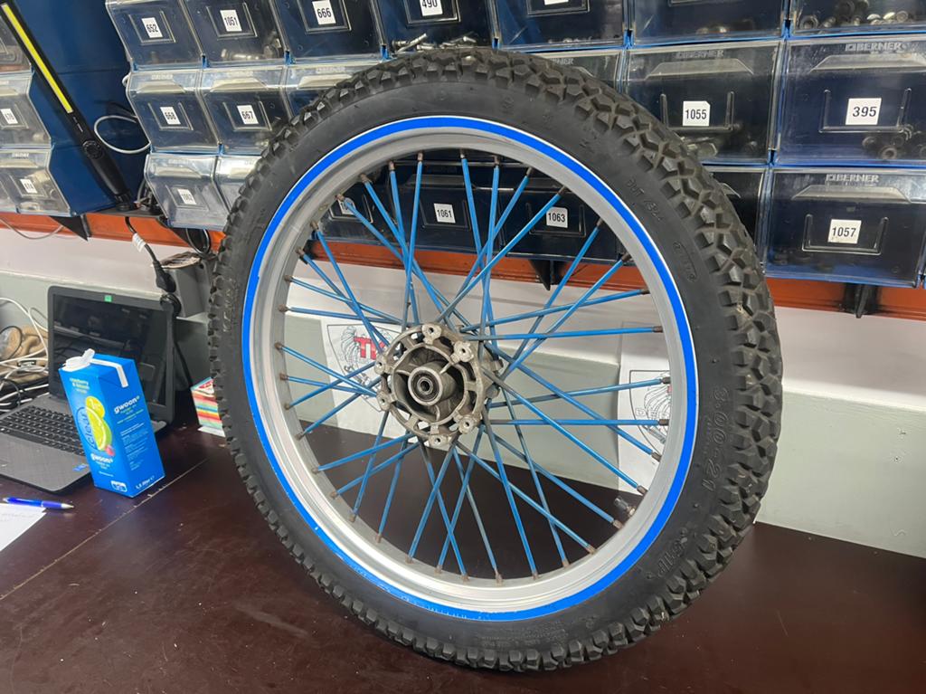 Derbi senda voorvelg 21 inch, Overige typen, 21 inch, Zo goed als nieuw, 12 mm asmaat