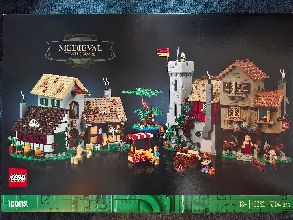 Nieuw in doos // LEGO 10332 Middeleeuws stadsplein, Ophalen, Lego, Nieuw, Icons