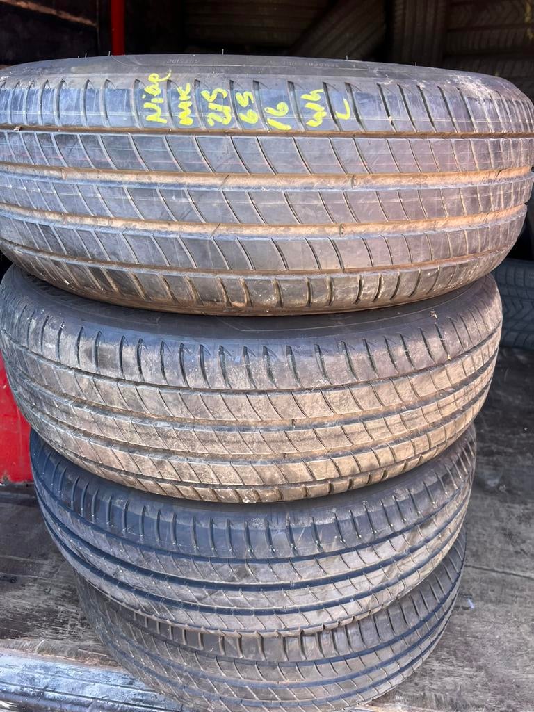 Michelin PRIMACY 3(nieuwe) 215/65/16(102H), Auto-onderdelen, Banden en Velgen, Ophalen, 16 inch, Nieuw, Band(en)
