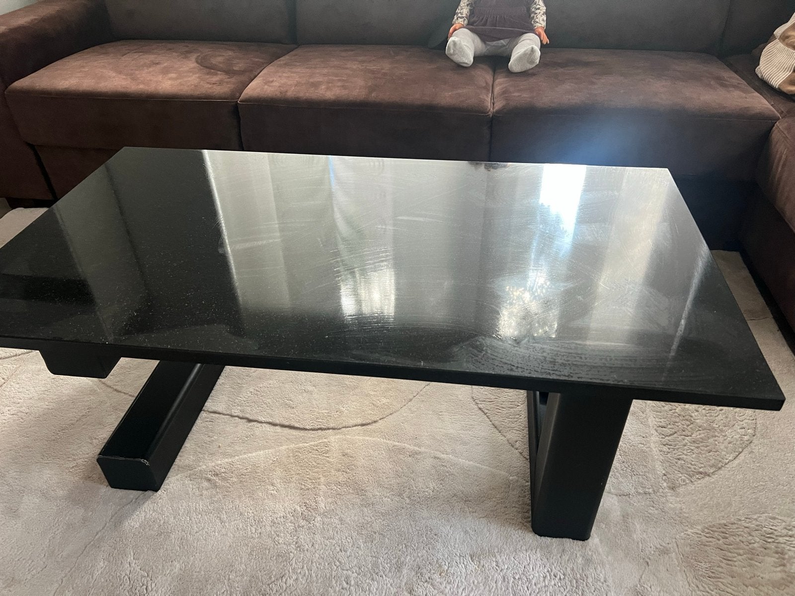 Zwarte rechthoekige salontafel GRANIET, Ophalen, Gebruikt, 100 tot 150 cm, 50 tot 100 cm