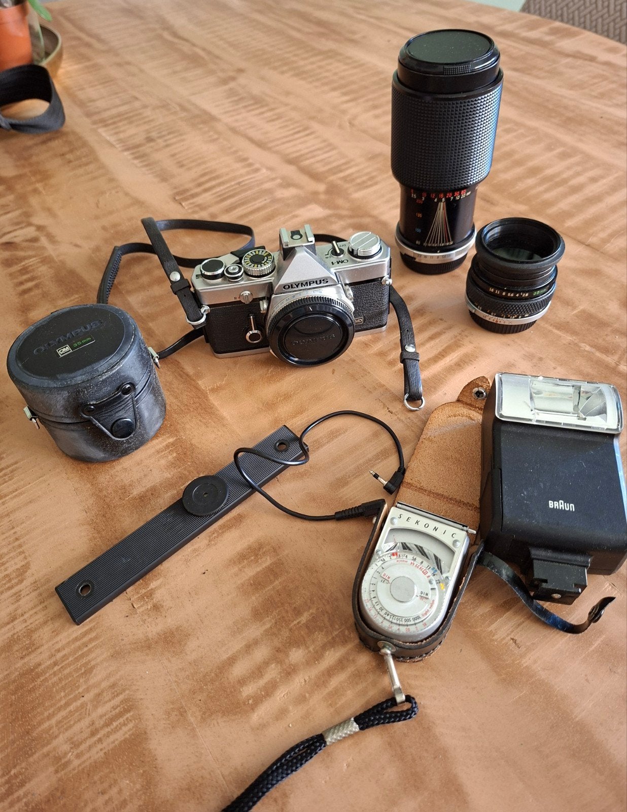 Olympus OM-1 Spiegelreflexcamera met accessoires, Ophalen of Verzenden, Gebruikt, Spiegelreflex, Olympus