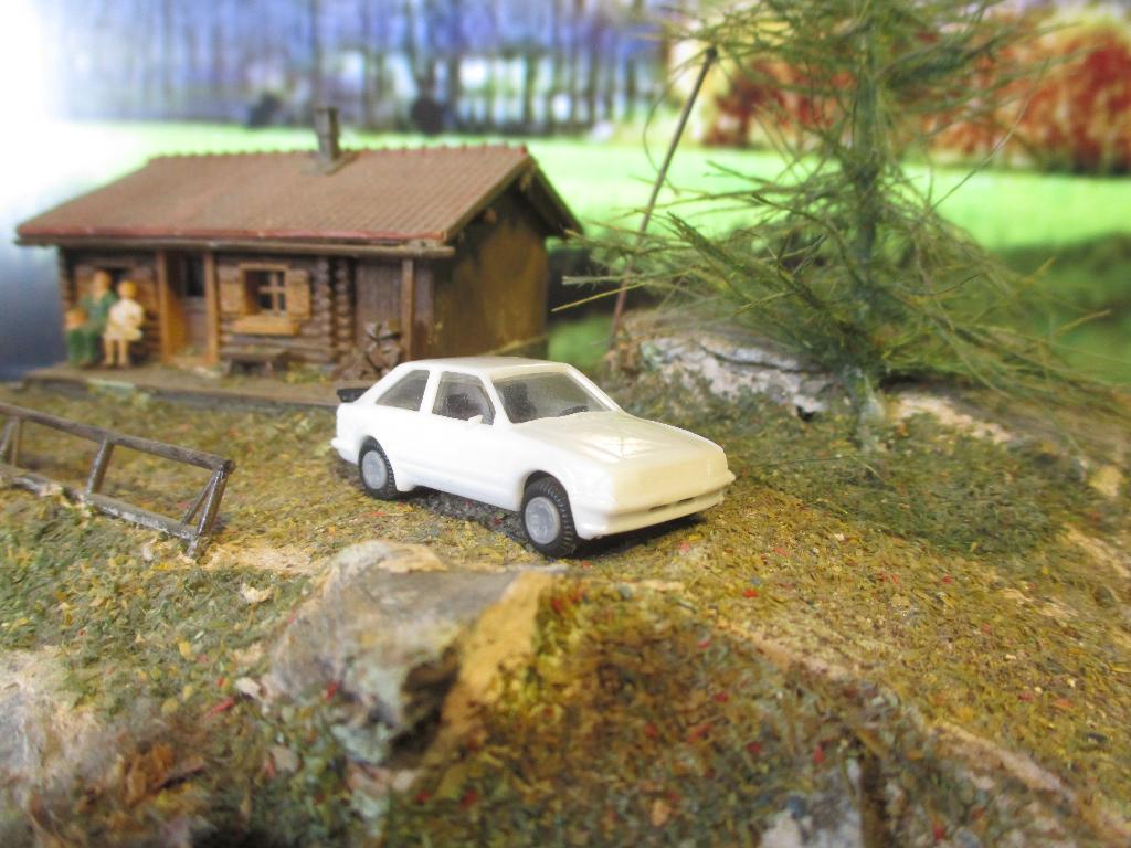 Ford Escort Mk.3 XR3i - Miber, Hobby en Vrije tijd, Modelauto's | 1:87, Zo goed als nieuw, Auto, Overige merken, Ophalen of Verzenden