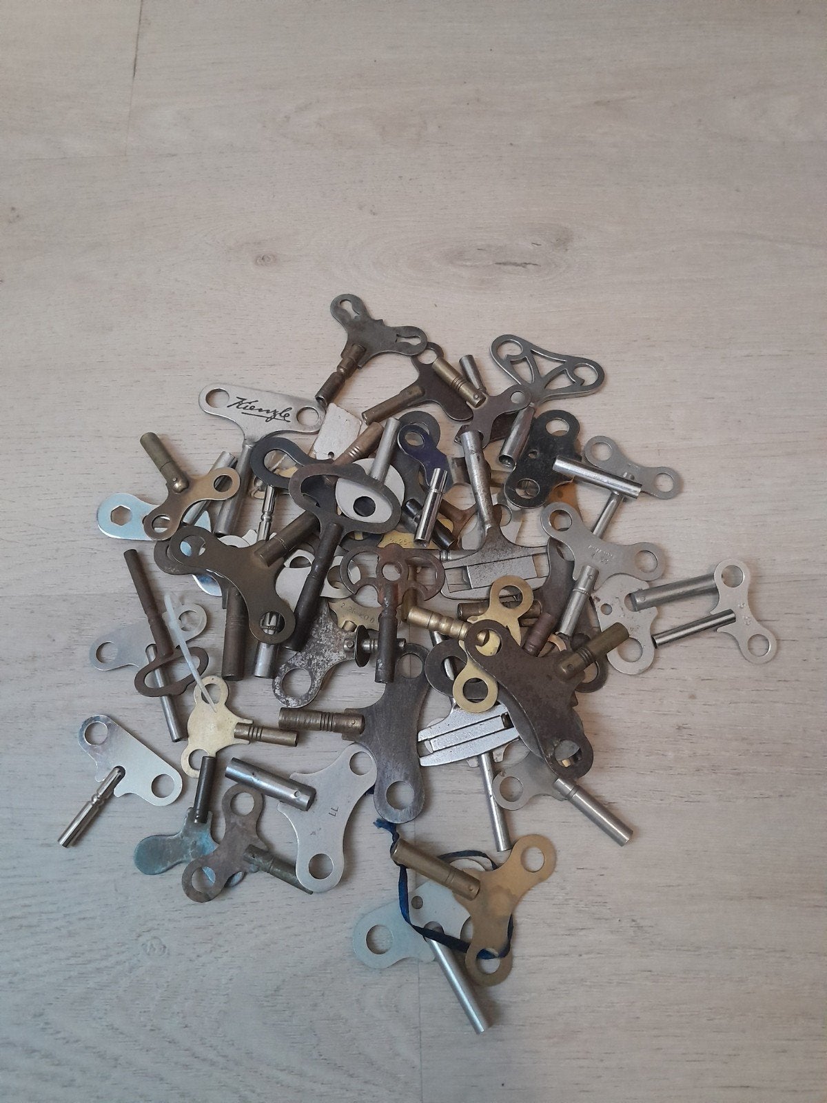 kloksleutels..., Ophalen