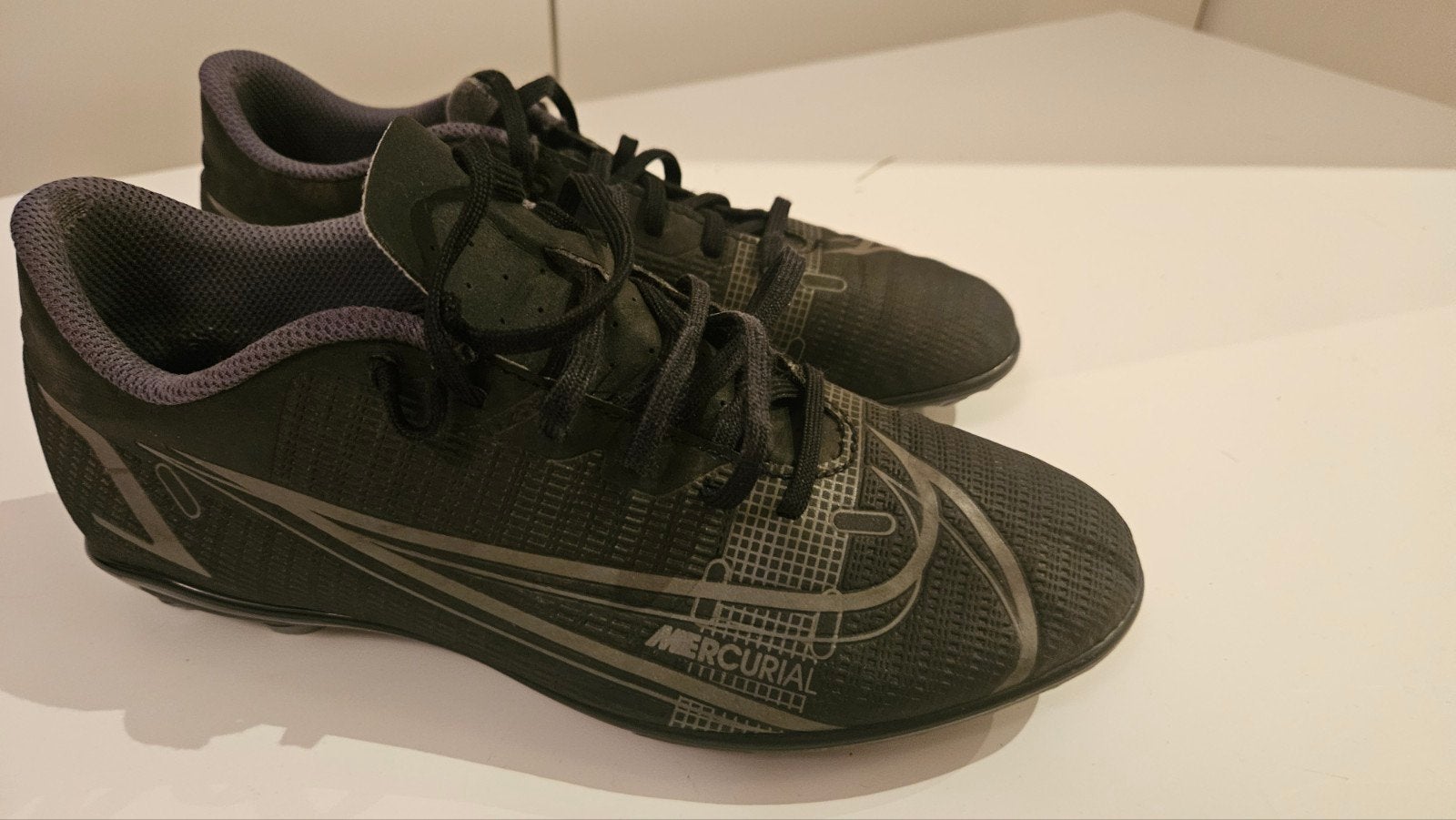 Nike Mercurial Voetbalschoenen Zwart - Maat 39, Ophalen of Verzenden, Zo goed als nieuw, Schoenen