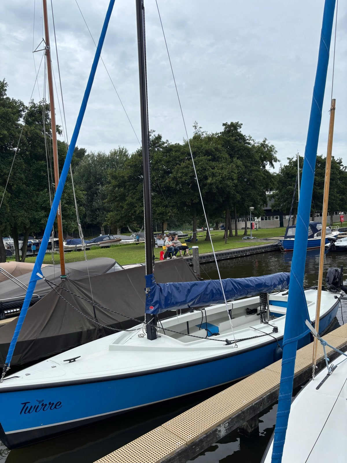 Hoora Polyvalk met hydraulische mast en zelflozers, Ophalen, Overige merken, Gebruikt, Open zeilboot