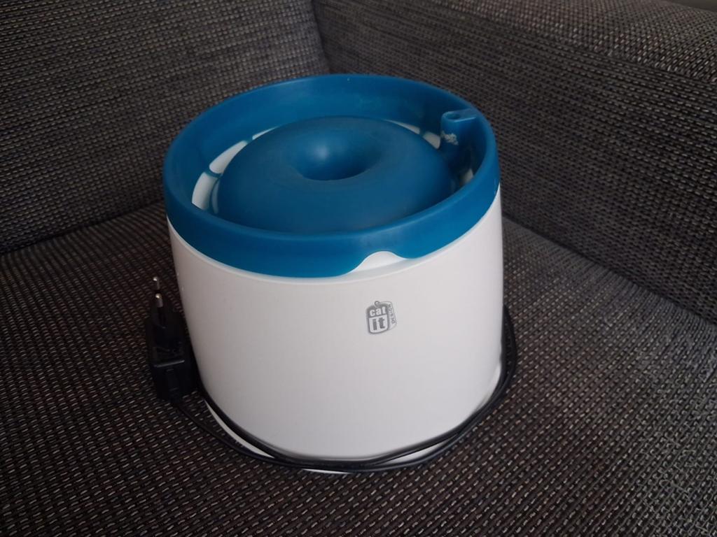 Drinkfontein plus nieuwe filters, Ophalen of Verzenden, Zo goed als nieuw