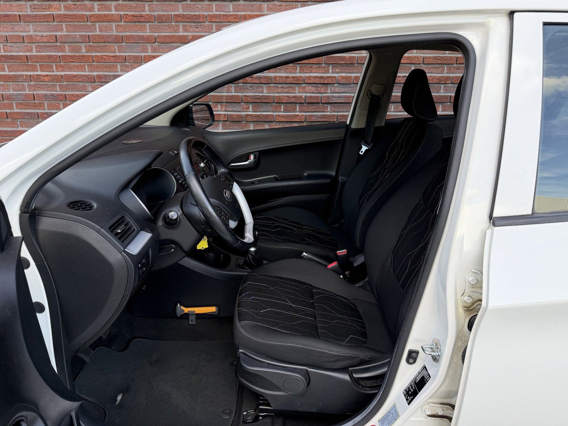 Kia Picanto 1.2 CVVT DynamicLine 4 Cyl. eerste eigenaar 28dk, Auto's, Voorwielaandrijving, Euro 5, Gebruikt, Zwart