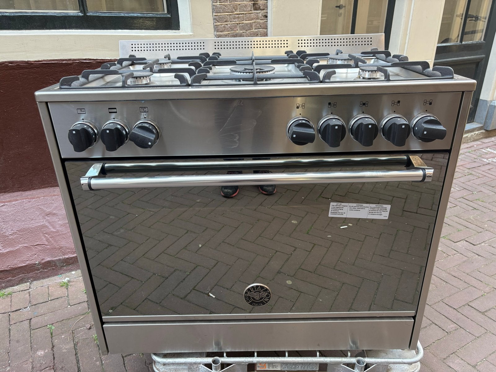 Bertazzoni Fornuis met Oven van 999,- voor 499,-, Hete lucht, 60 cm of meer, Ophalen of Verzenden, Zo goed als nieuw