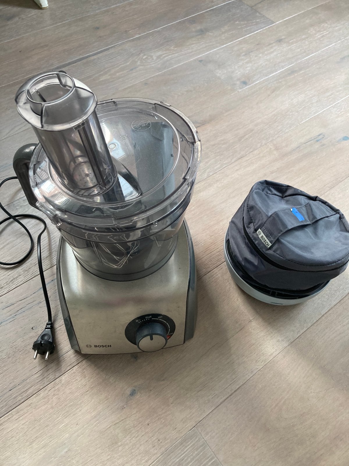 Onderdelen Bosch keukenmachine CNCM30 GRATIS, Ophalen, Gebruikt, 3 snelheden of meer