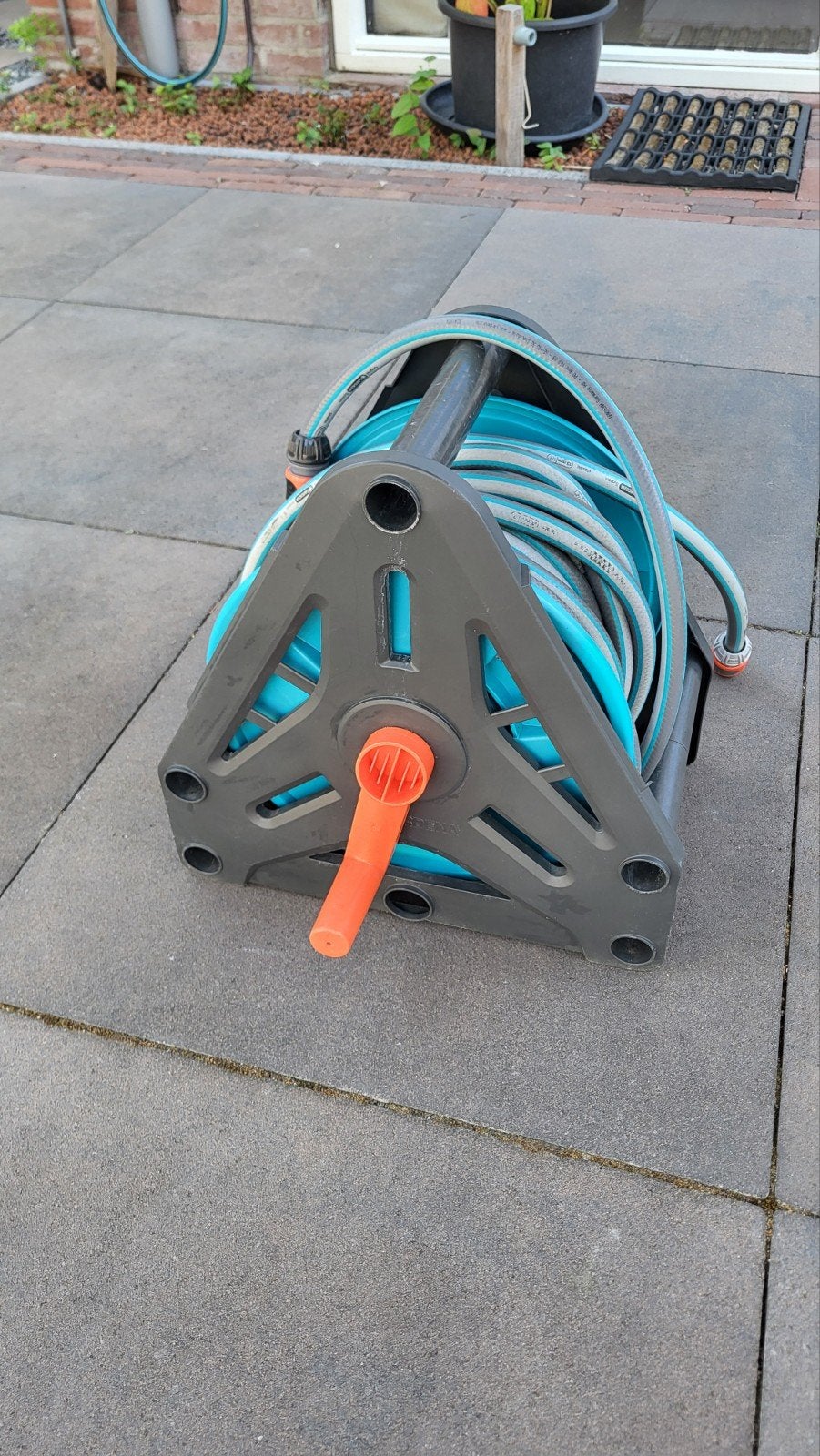 Gardena Tuinslanghaspel met slang, Ophalen