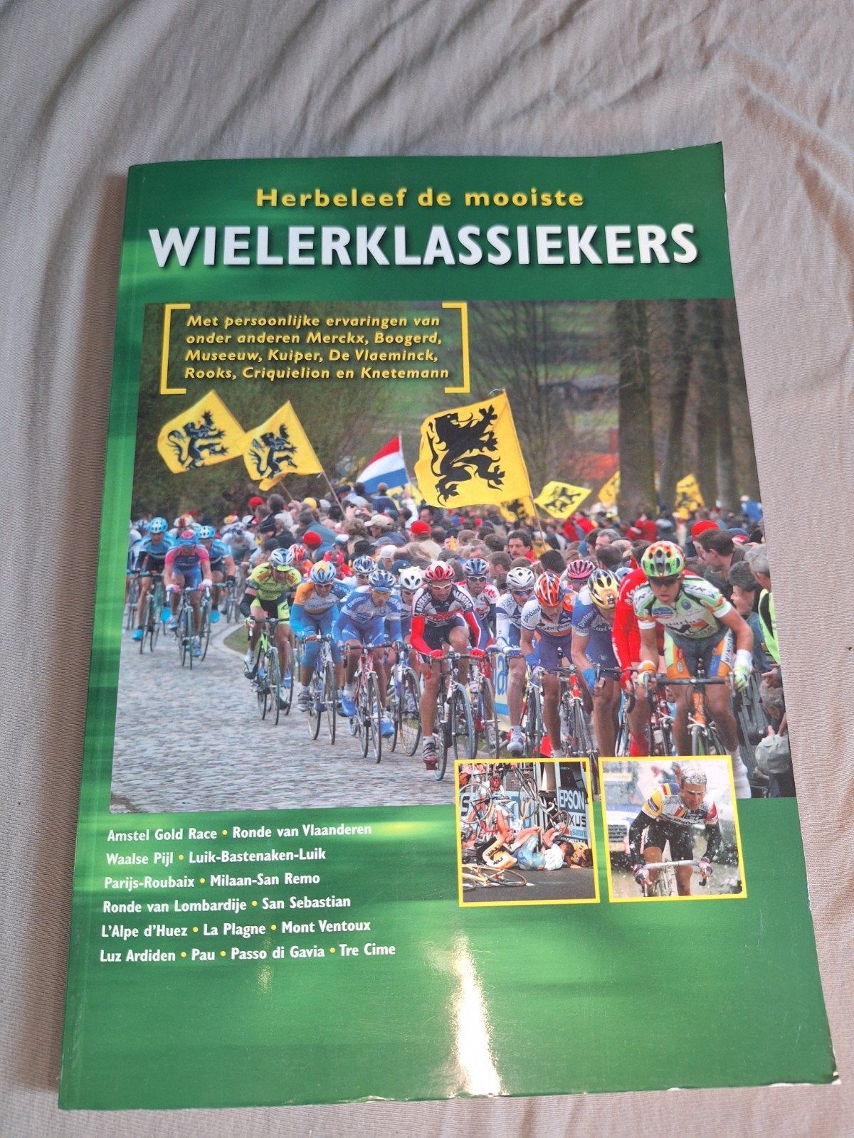 Herbeleef de mooiste Wielerklassiekers - Boek, Ophalen of Verzenden, Zo goed als nieuw, Cor Vos, Lopen en Fietsen