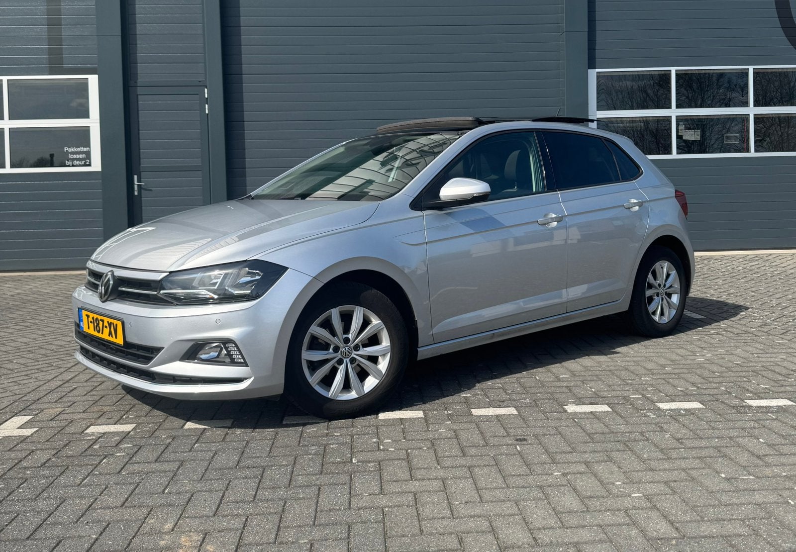 Volkswagen Polo 1.0 TSI 95pk 7-DSG Pano|Virtual|Camera, Stof, 95 pk, 49 €/maand, Particulier