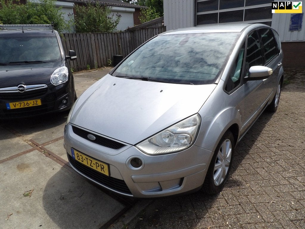 Ford S-Max 2.0-16V airco navi 7 zits apk 7.8.2027, Auto's, Ford, Voorwielaandrijving, Gebruikt, 1505 kg, Origineel Nederlands