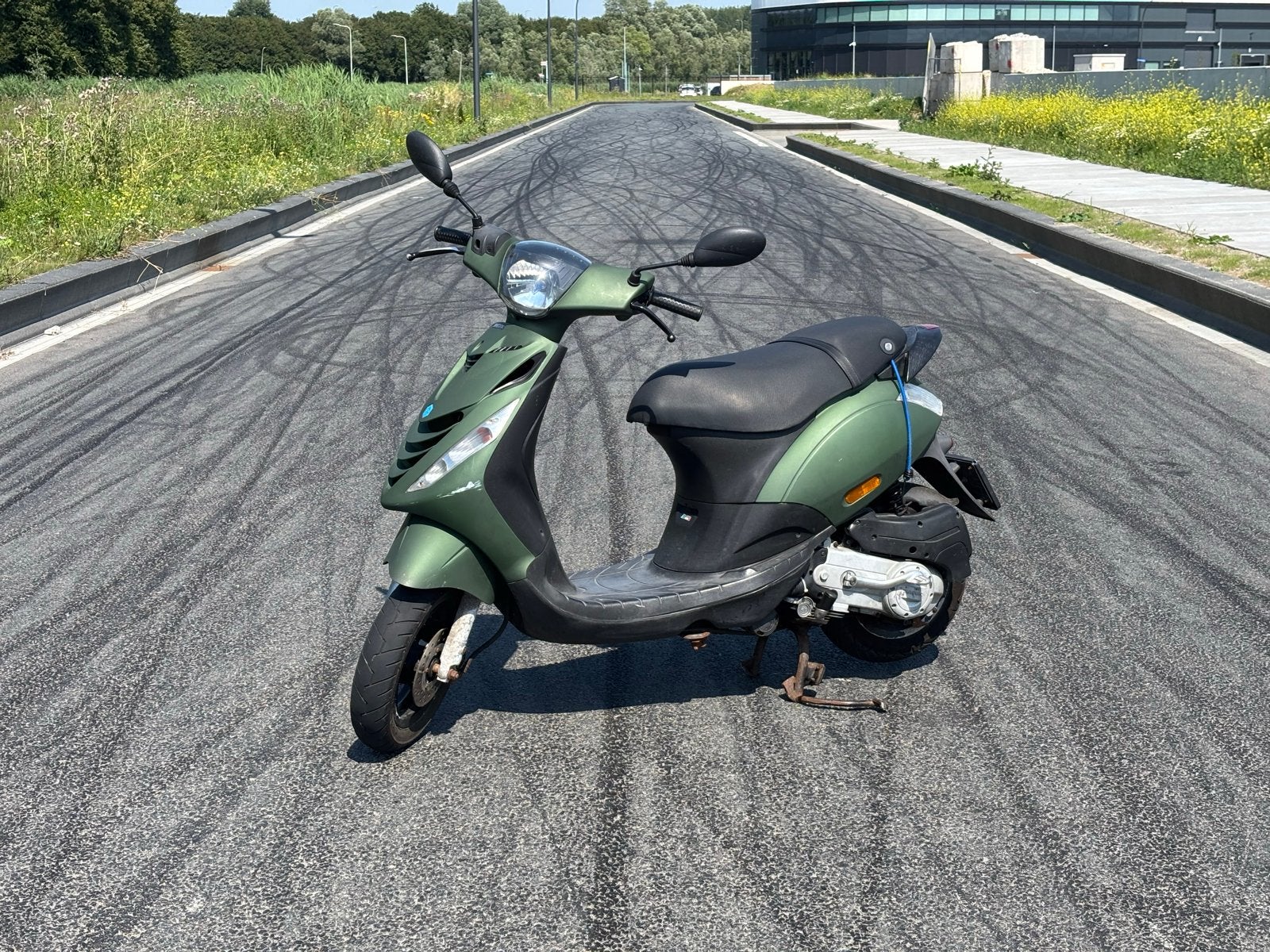 Piaggio Zip Scooter - Groen - loopt goed - blauw kenteken, Ophalen, Piaggio, Gebruikt, Benzine