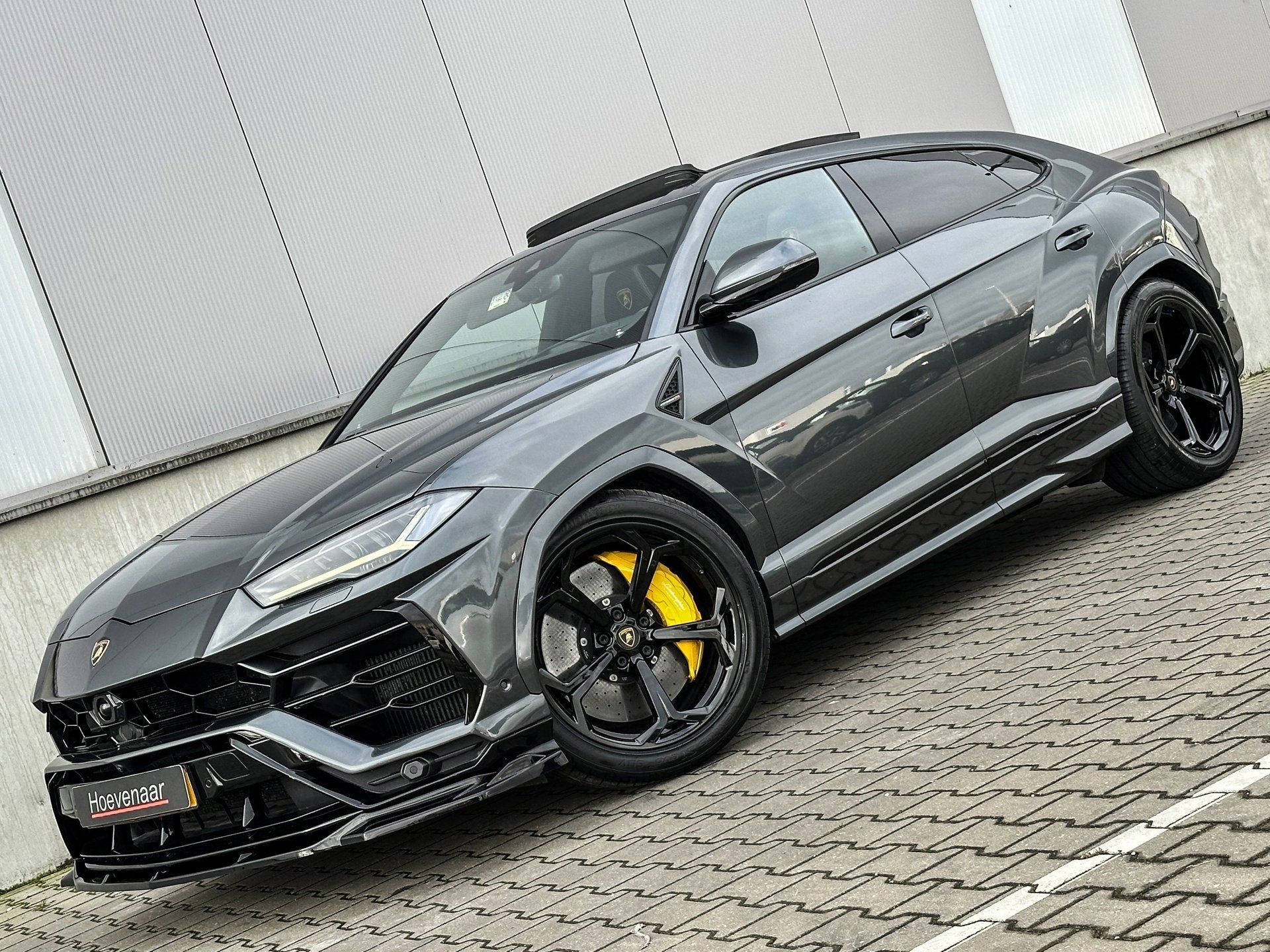 Lamborghini URUS 4.0 V8 Alcantara Ceramic 4Wielbest B&O 3D A, Auto's, Automaat, 12 maanden, Urus, Gebruikt