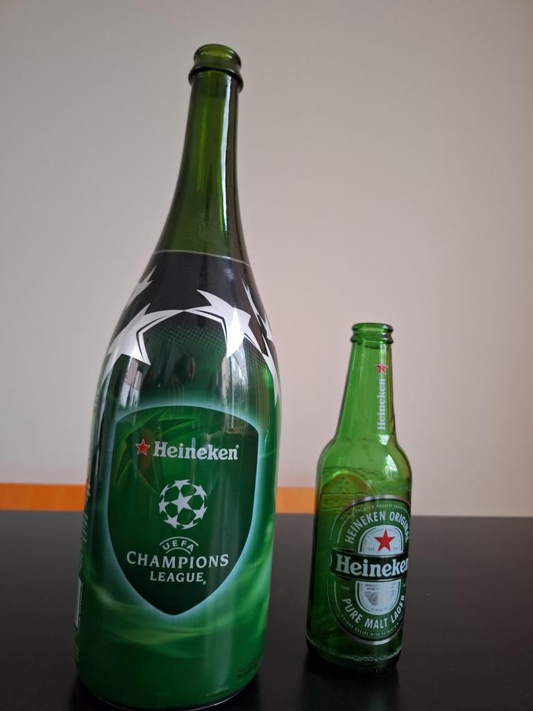 12. Heineken 1,5 liter fles, Ophalen of Verzenden, Flesje(s), Heineken