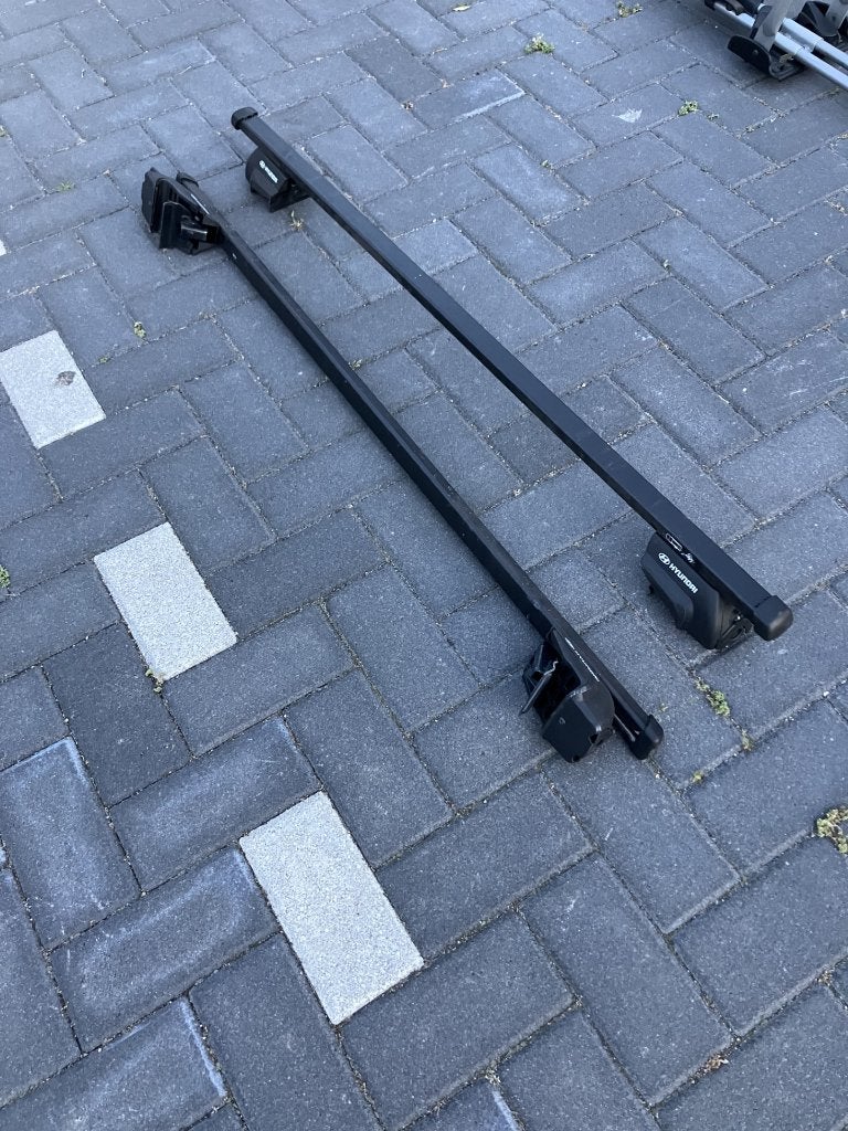 hyundai dakdragers en fietsdragers, Auto diversen, Ophalen, Zo goed als nieuw