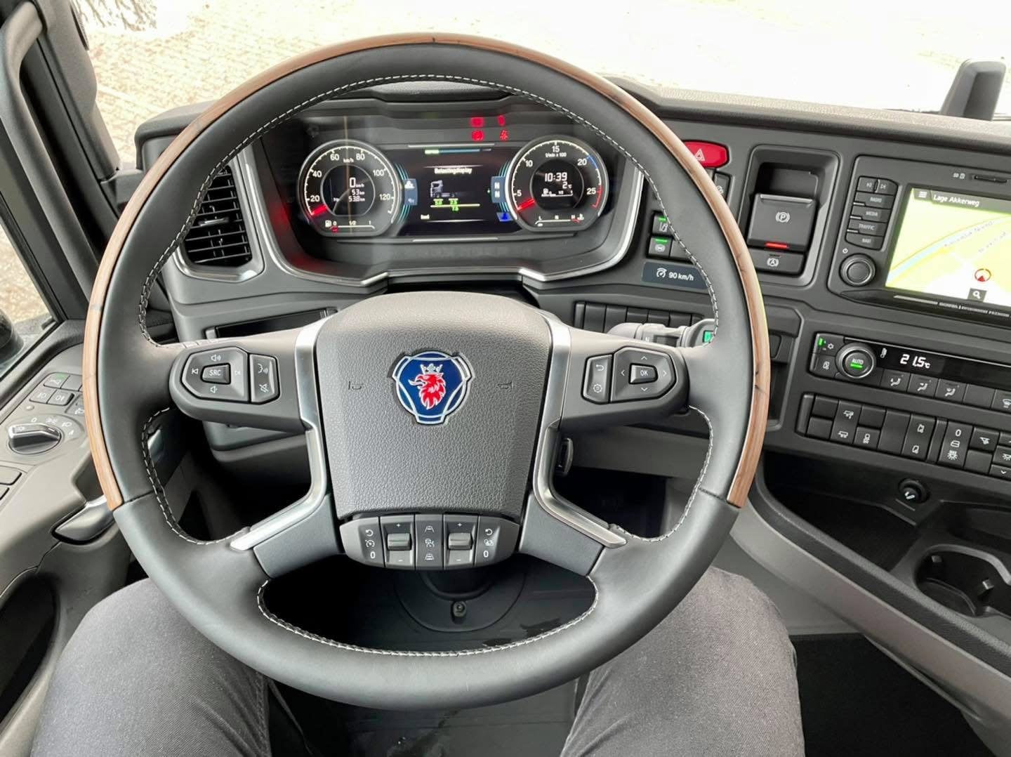 Gezocht: Nieuw of izgst houten stuur Scania NGS, Auto-onderdelen, Ophalen, Nieuw, Scania