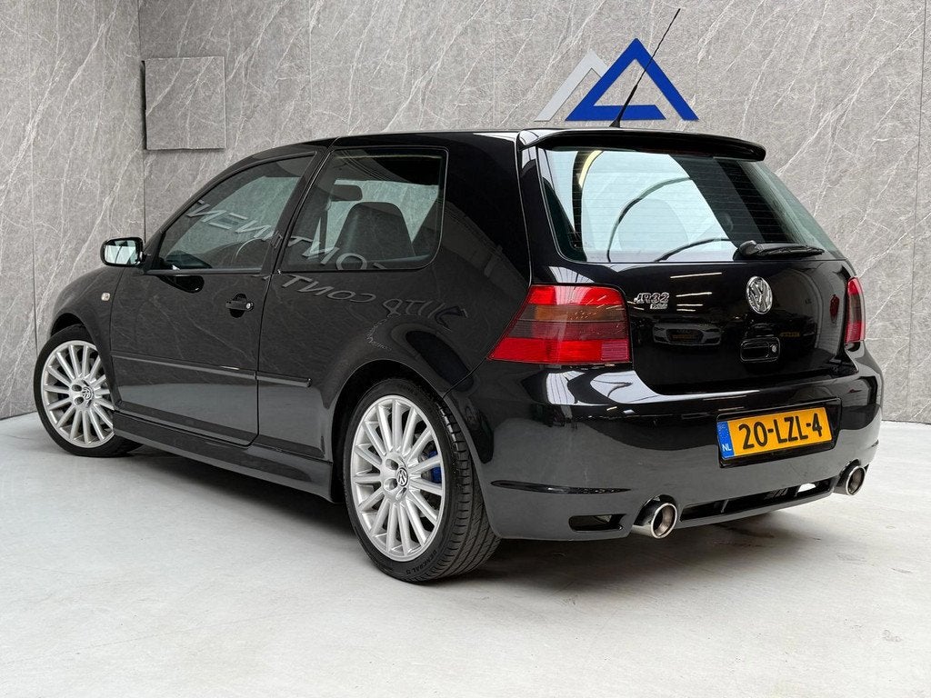 Volkswagen Golf 3.2 V6 R32 DSG 1/300 / Goed Onderhouden / Mi, Auto's, Volkswagen, Automaat, Gebruikt, Zwart, 3189 cc