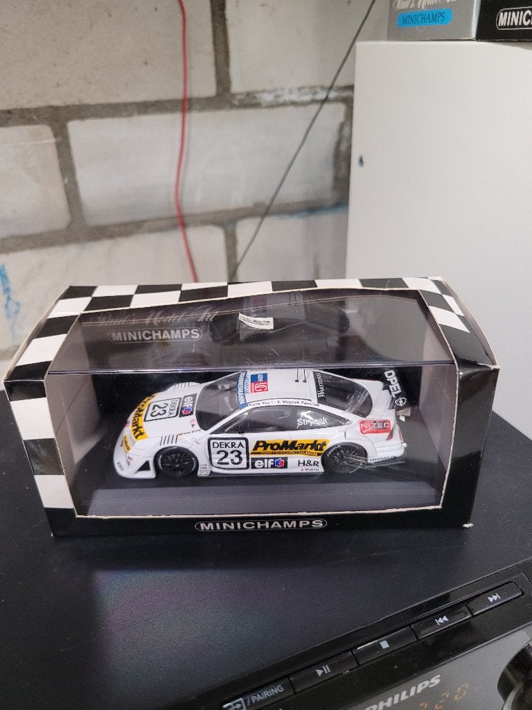 opel calibra ITC 1996 minichamps 1:43 Strycek, Ophalen of Verzenden, Zo goed als nieuw, Auto, MiniChamps