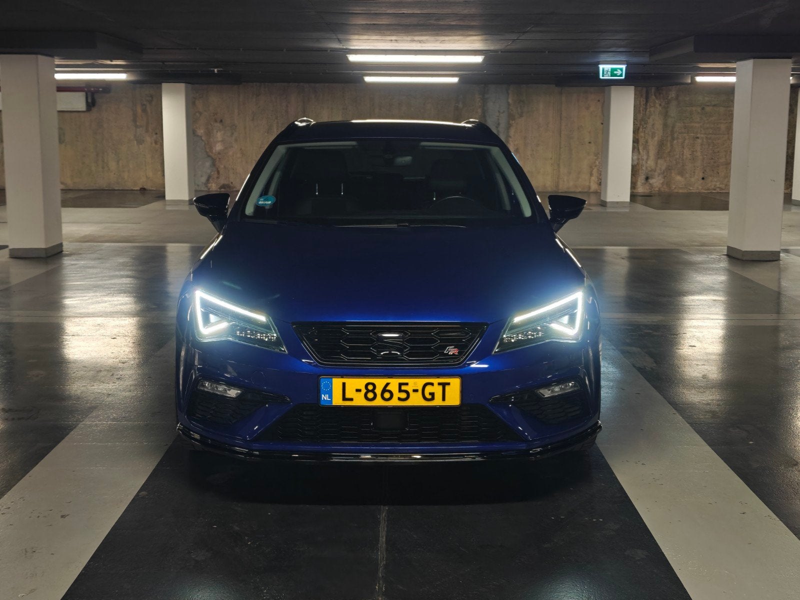 Seat Leon 1.4 Ecotsi 150pk 2017 Blauw PANO/ADAPTIVE/TREKHAAK, Voorwielaandrijving, Zwart, 4 cilinders, Adaptive Cruise Control