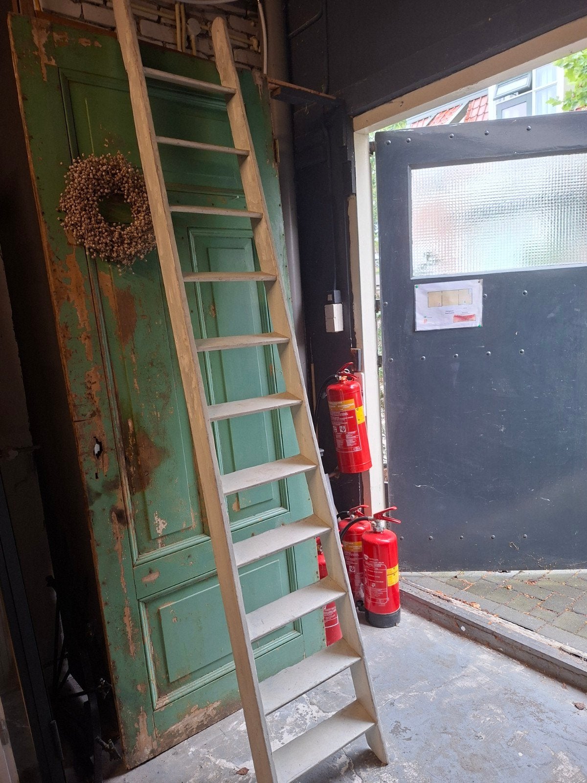Brocante houten trap, Ophalen