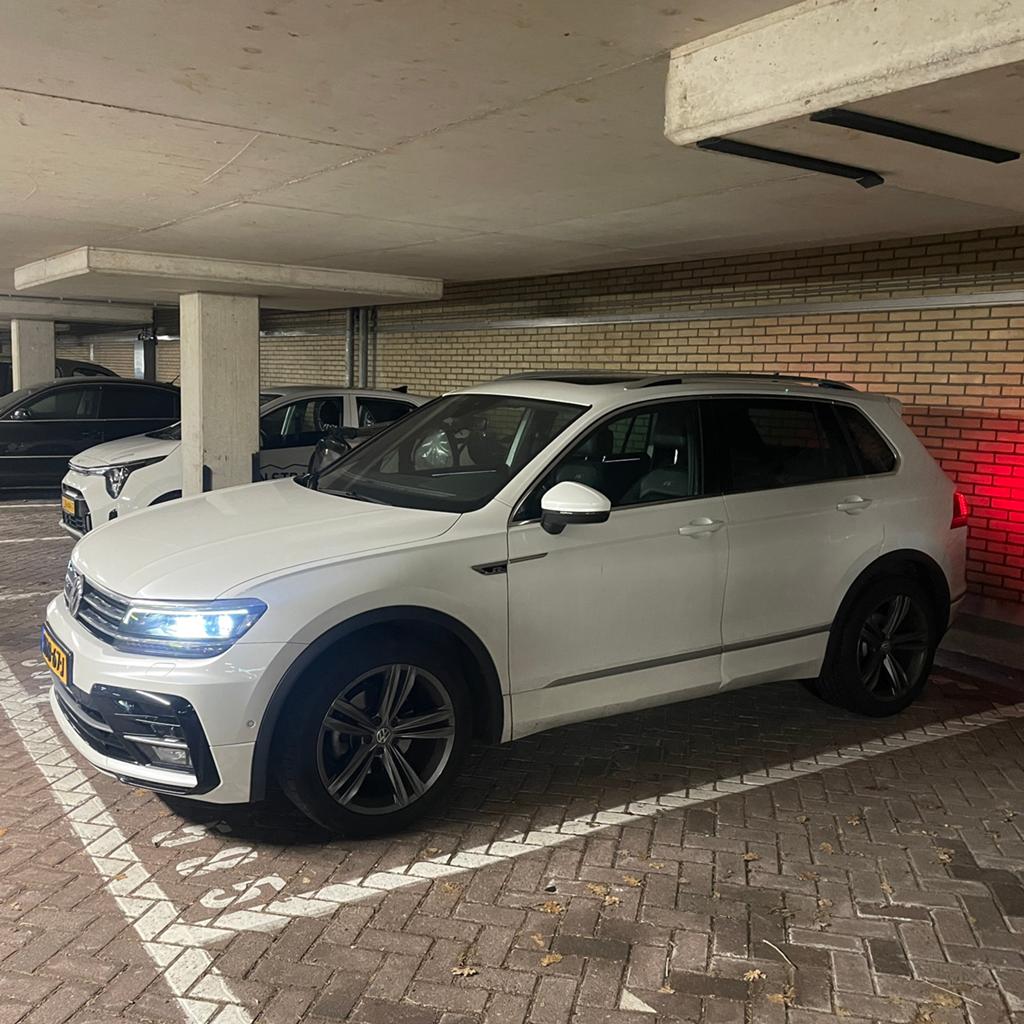 Beveiligde parkeerplaats in Rijswijk | Dichtbij Station & A4, Zuid-Holland