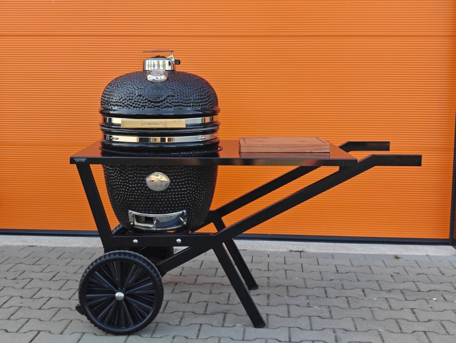 Yakiniku Large Kamado + Kamado Transporter - Compleet, Tuin en Terras, Houtskoolbarbecues, Nieuw, Indo@kamadocompleet.nl, Ophalen of Verzenden