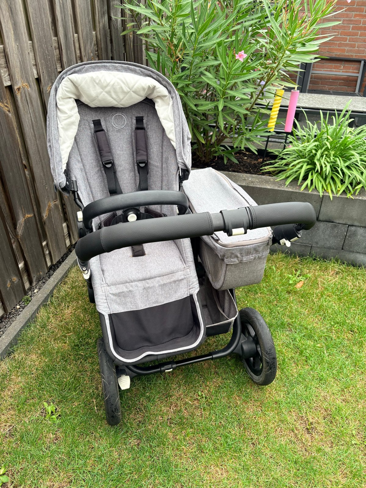 Bugaboo Donkey Twin uit 2019 met veel extra's, Kinderen en Baby's, Kinderwagens en Combinaties, Ophalen, Gebruikt, Combiwagen
