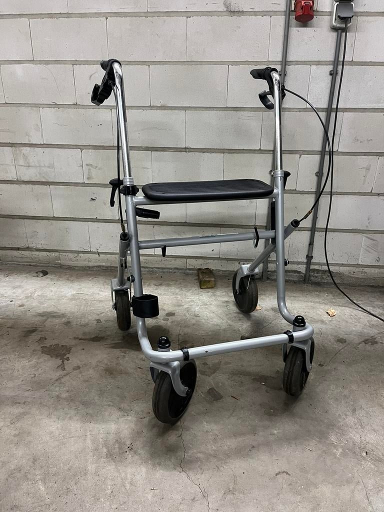 Rollator, Ophalen, Gebruikt