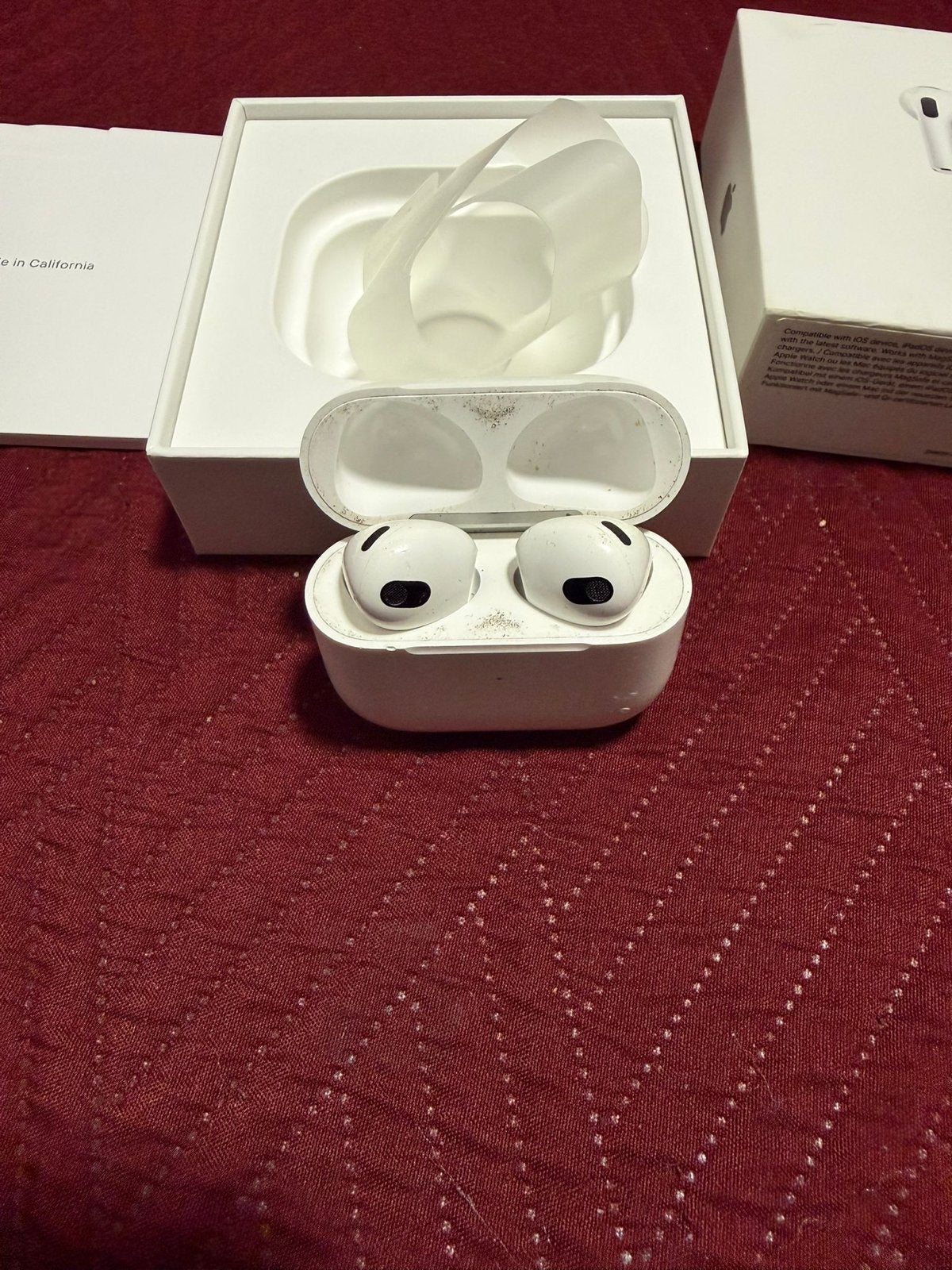 Apple AirPods 3e generatie met MagSafe Oplaadcase, In-ear, Gebruikt, Bluetooth, Ophalen of Verzenden