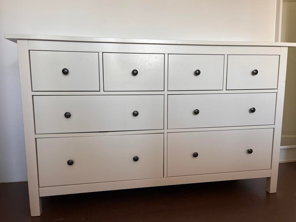 Ikea Hemnes ladekast 8 lades, Huis en Inrichting, Kasten | Ladekasten, Ophalen, Overige materialen, Gebruikt, 5 laden of meer
