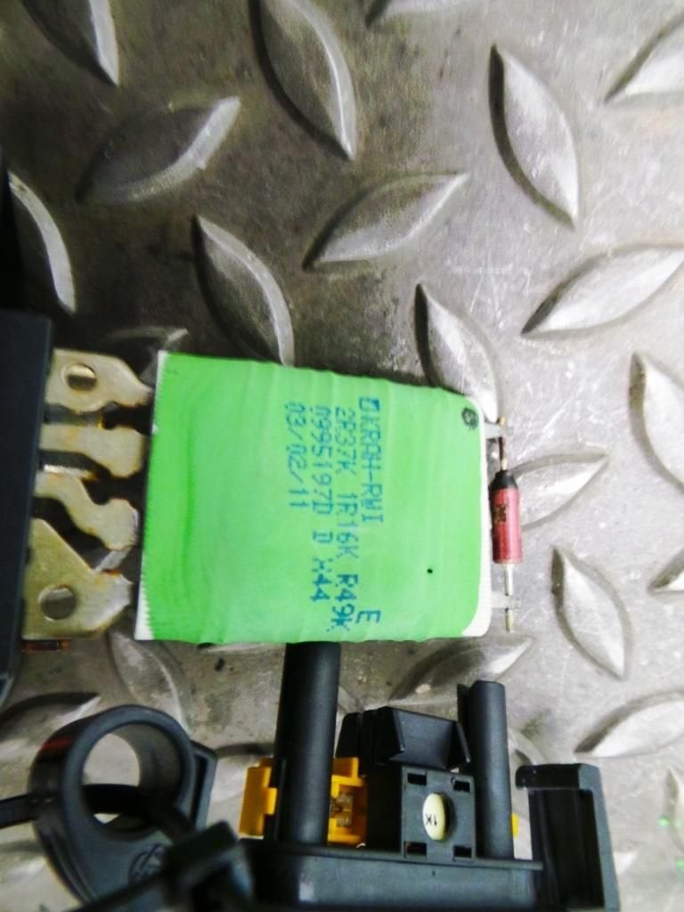 RENAULT TWINGO KACHELMOTOR 2012, Auto-onderdelen, Ophalen of Verzenden, Gebruikt, Stiba lid