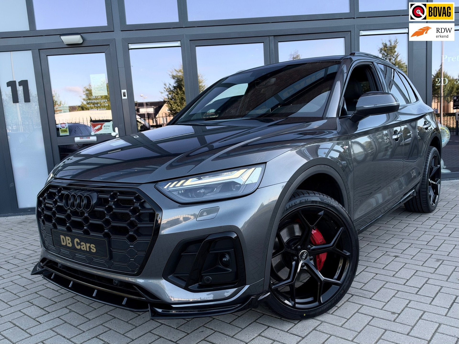 Audi Q5 50 TFSI e 3x S-LineCompetition,Pano,B&O,Memory,Matri, Auto's, Automaat, Dealer onderhouden, Gebruikt, Zwart