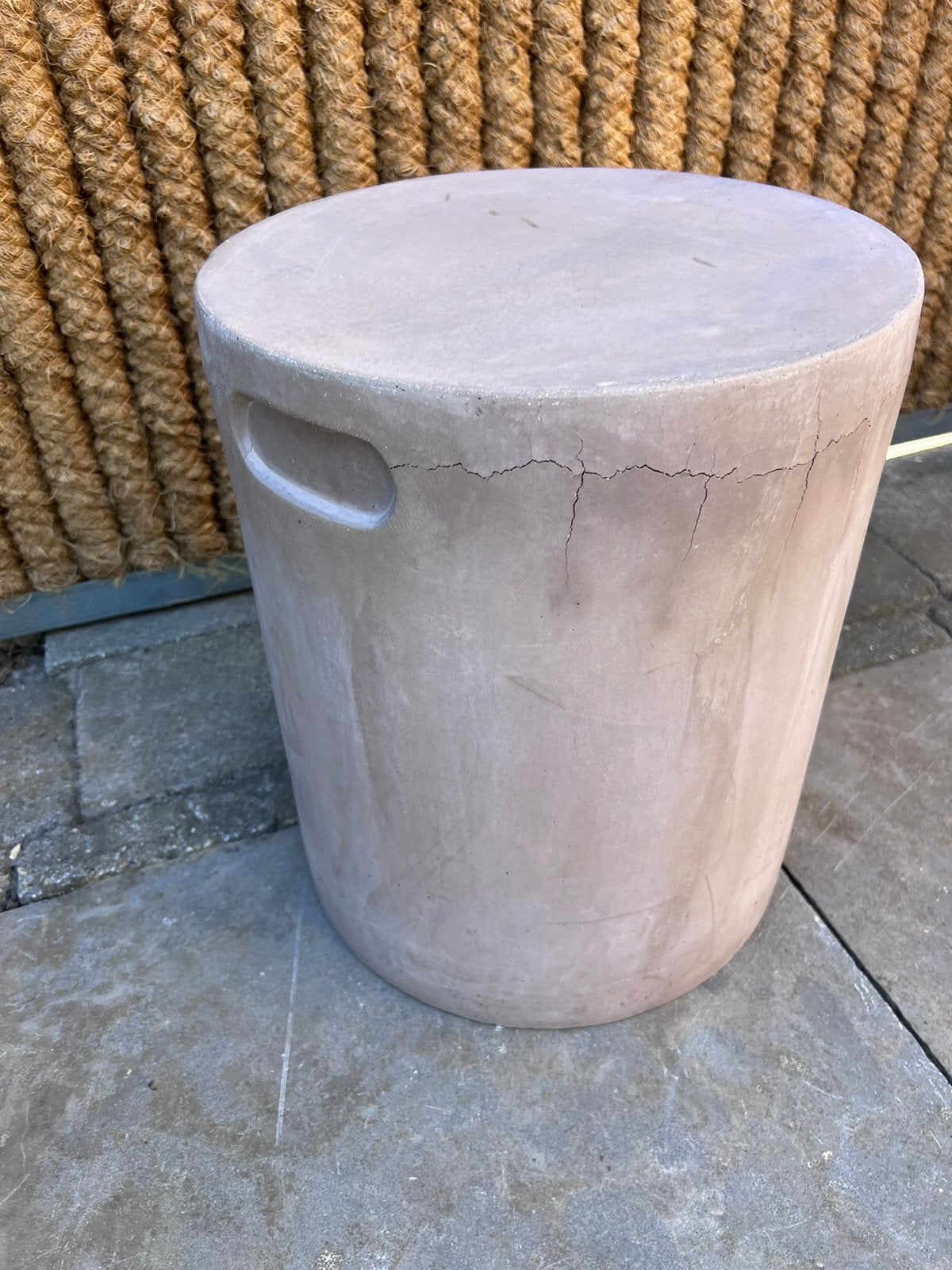 Beton krukje tuin terras beton rond Karwei, Ophalen, Zo goed als nieuw