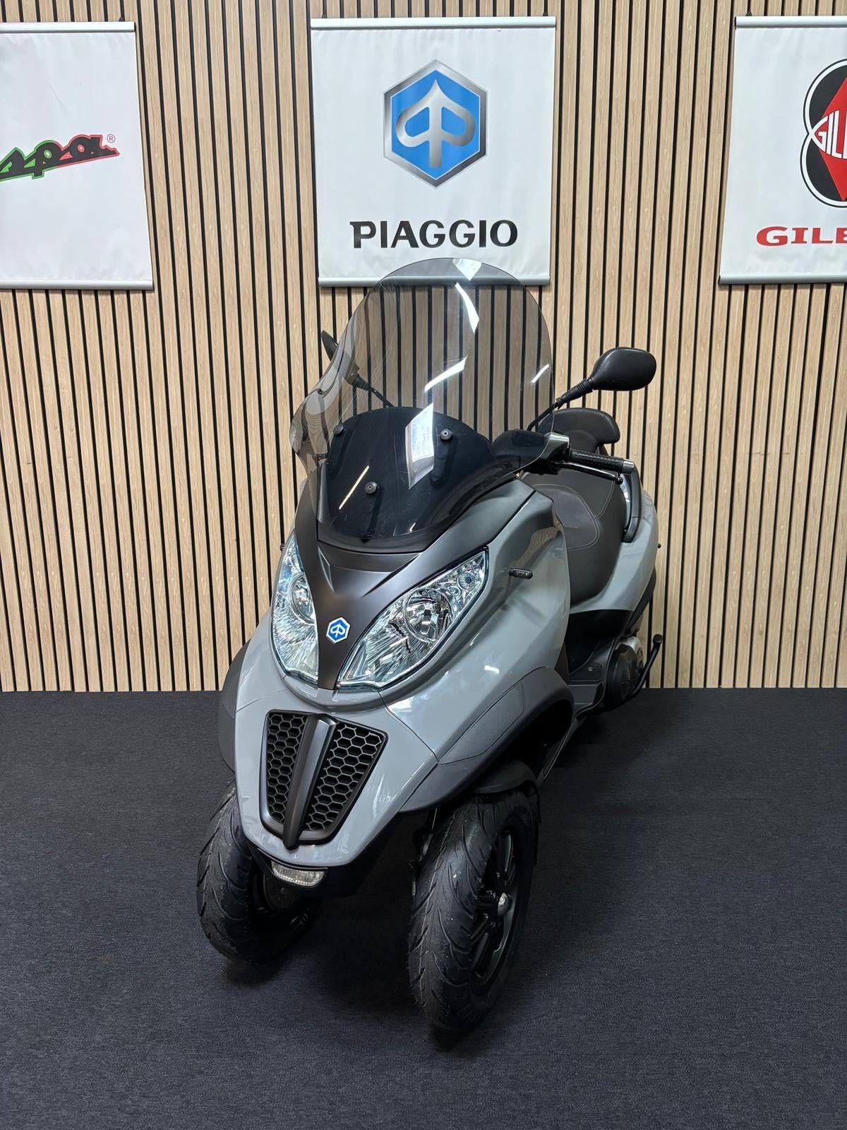 Piaggio MP3 400 LT Sport 2010 Autorijbewijs, 400 cc, Bedrijf, Sport, Automaat