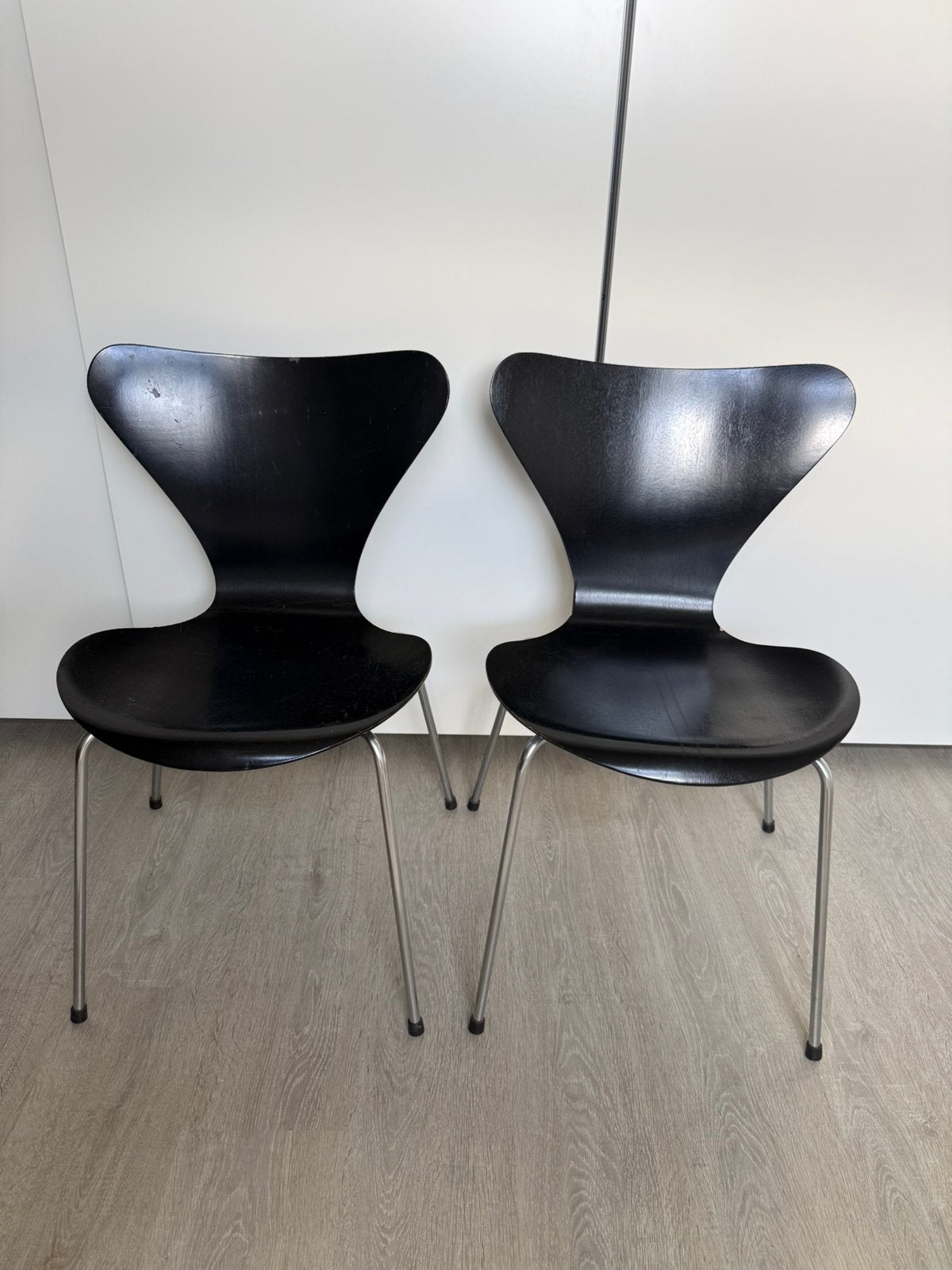 2x Fritz Hansen stoelen, Ophalen, Zo goed als nieuw, Twee