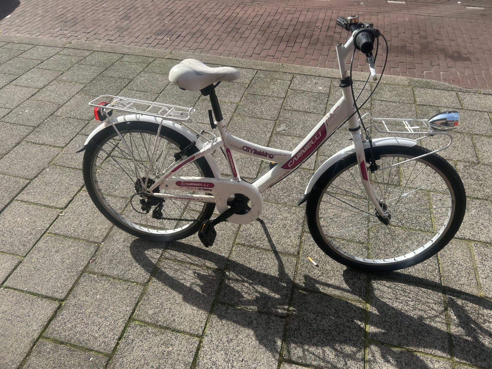 Kinderfiets unisex carnelli citytrekking 24inch  33cm, Ophalen, 24 inch, Velgrem, Zo goed als nieuw