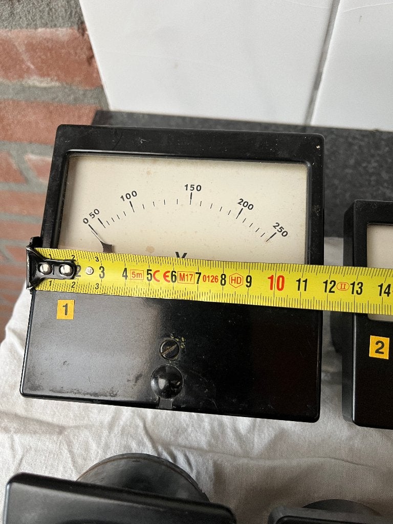 Partij vintage paneelmeters , volt , ampere micro amp meters, Hobby en Vrije tijd, Ophalen of Verzenden, Gebruikt