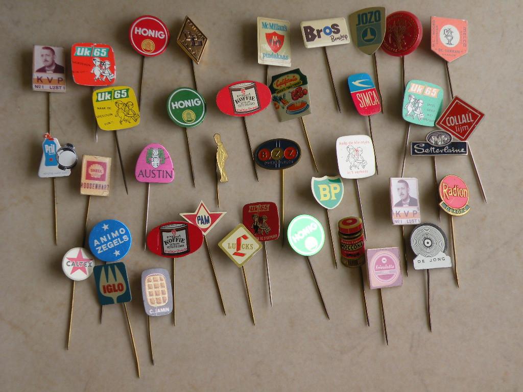 Speldjes. Vintage. 38 Stuks., Ophalen of Verzenden, Zo goed als nieuw, Overige onderwerpen