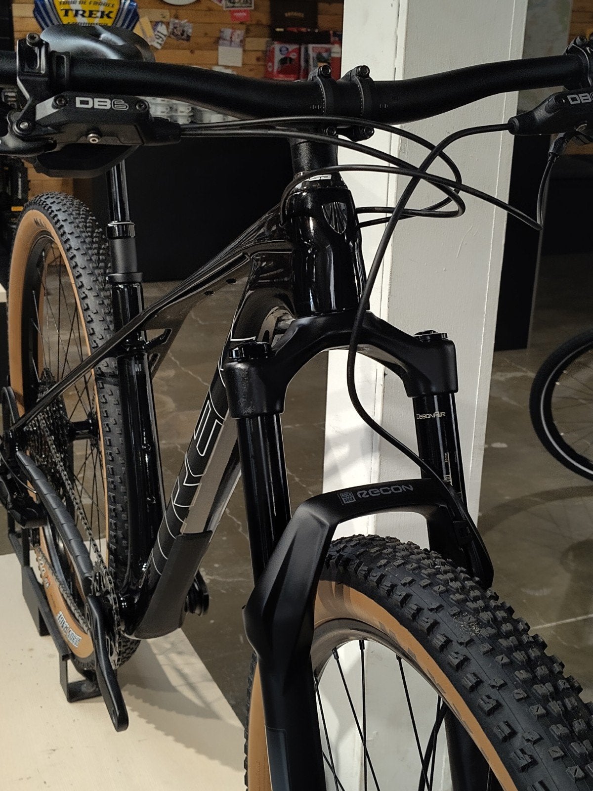 Foto 3 van Trek Procaliber 9.6 Gen 3 2026 - Maat M - XC mountainbike