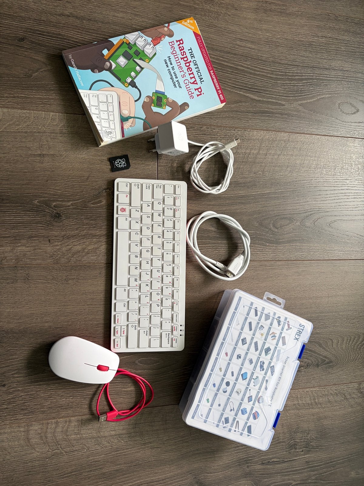 Complete raspberry pi 400 set, Ophalen of Verzenden, Zo goed als nieuw, Minder dan 2 Ghz