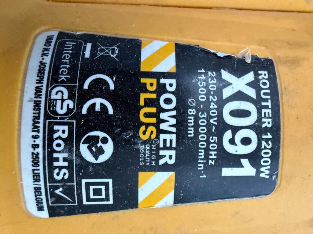 Power Plus Bovenfrees X091 1200W, Doe-het-zelf en Verbouw, Gereedschap | Freesmachines, Ophalen of Verzenden, Gebruikt, Elektrisch